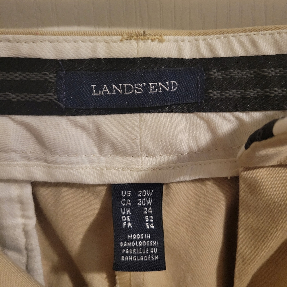 Land's End 32 inch inseam khakis 20 W